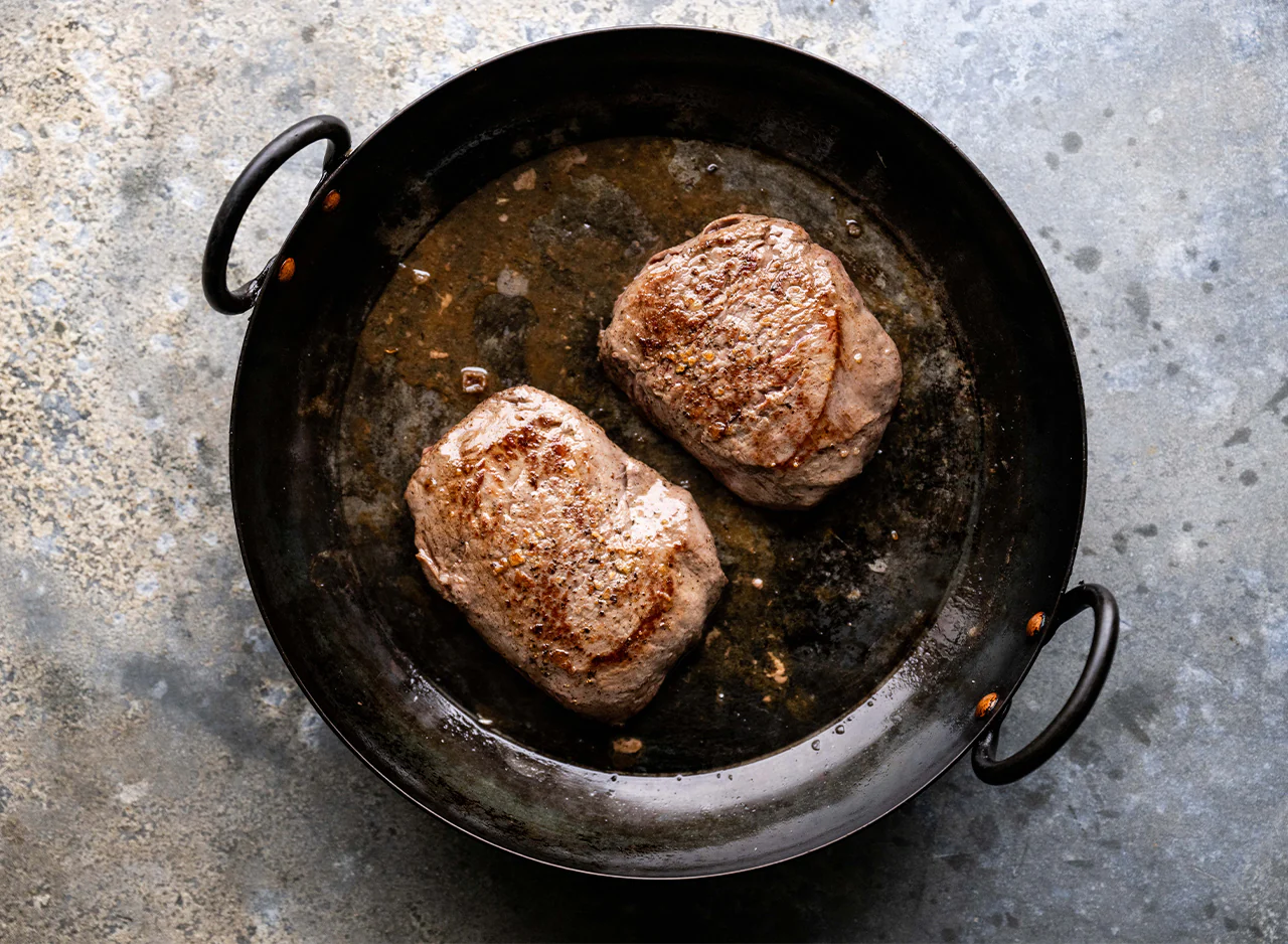 Olivers Butchers Fillet Steaks x 2 - Image 2