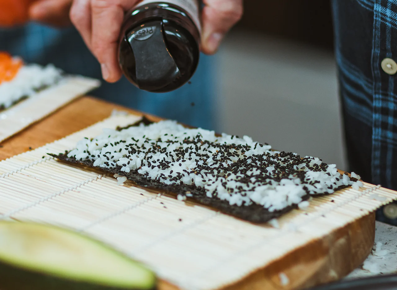 Japanese Bamboo Sushi Mat - Image 2