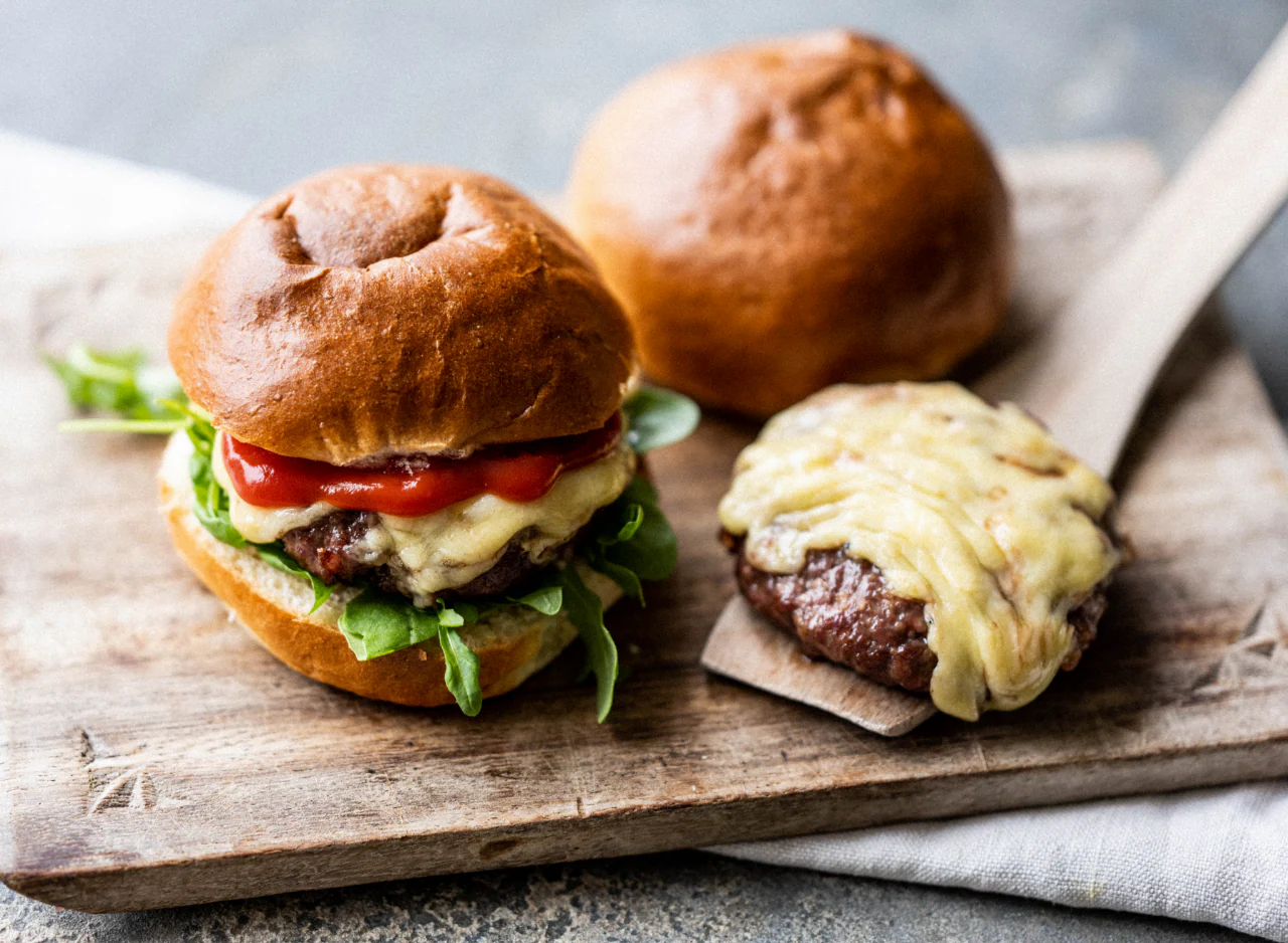 Oliver's Butchers Beef Burgers - Image 2
