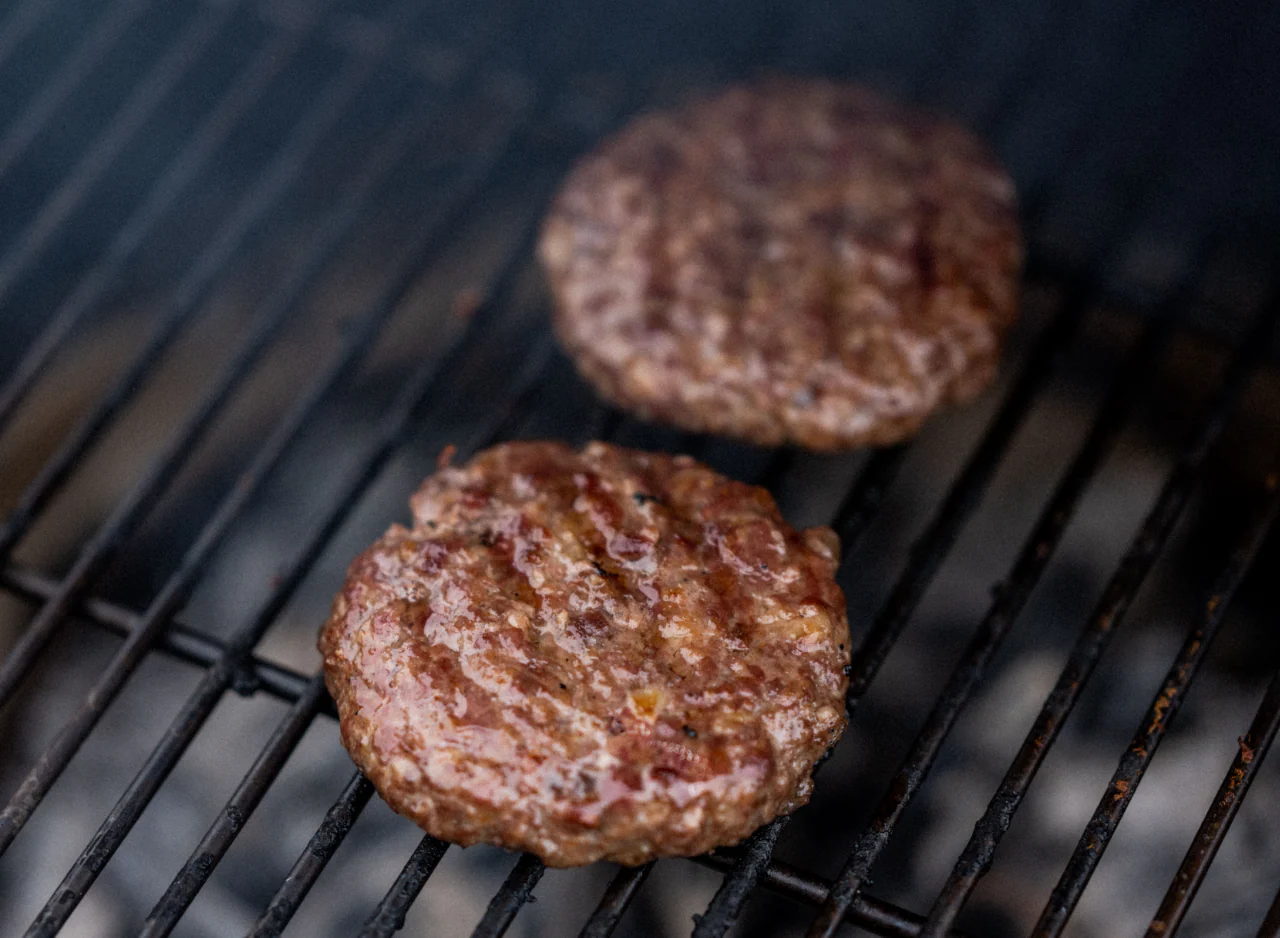 Oliver's Butchers Beef Burgers - Image 3