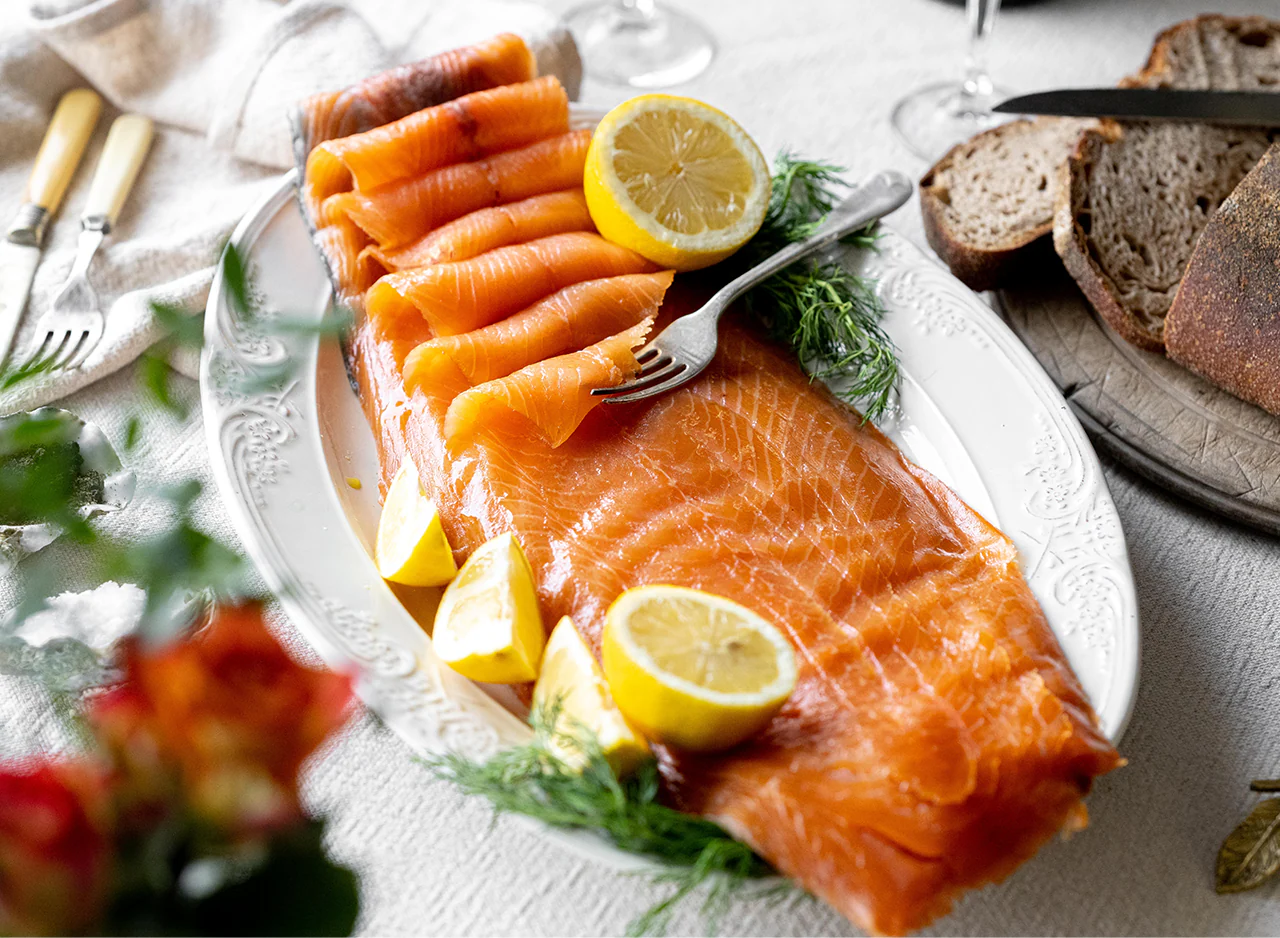 Whole Smoked Side of Salmon Gift Box with Tea Towel - Image 3